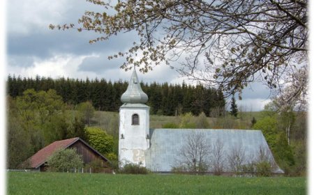 Gniewoszów – dzwony kościoła  p. w.  św. Michała Archanioła