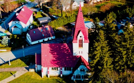  Stronie Śląskie – dzwony kościoła Zmartwychwstania Pańskiego (dawnego kościoła ewangelickiego)