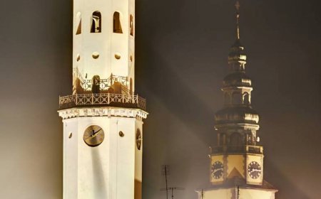 Bystrzyca Kłodzka – dzwony w wieży ratusza i w Bystrzyckim Centrum Zdrowia