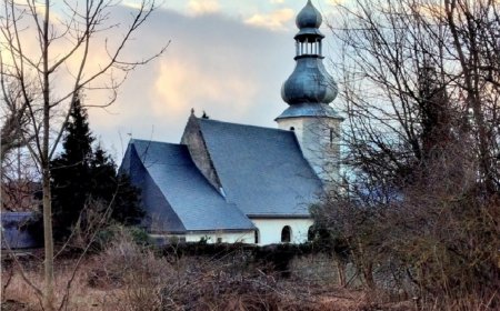 Nowy Waliszów - dzwony kościoła p. w.  św. Mikołaja