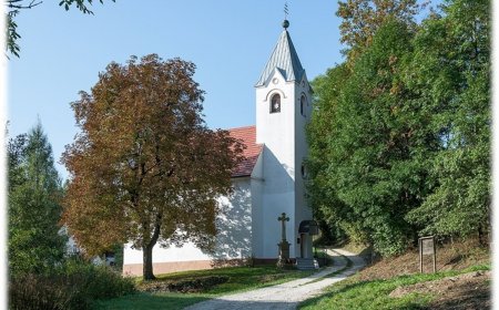 Piotrowice - dzwony kościoła Świętej Rodziny