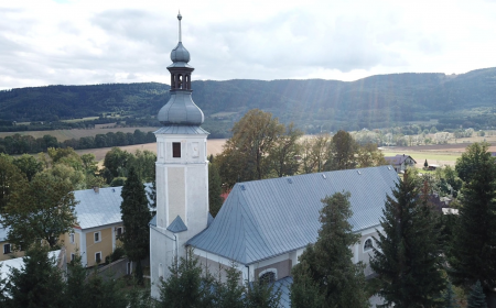 Stara Łomnica - dzwony kościoła  p. w. św. Małgorzaty