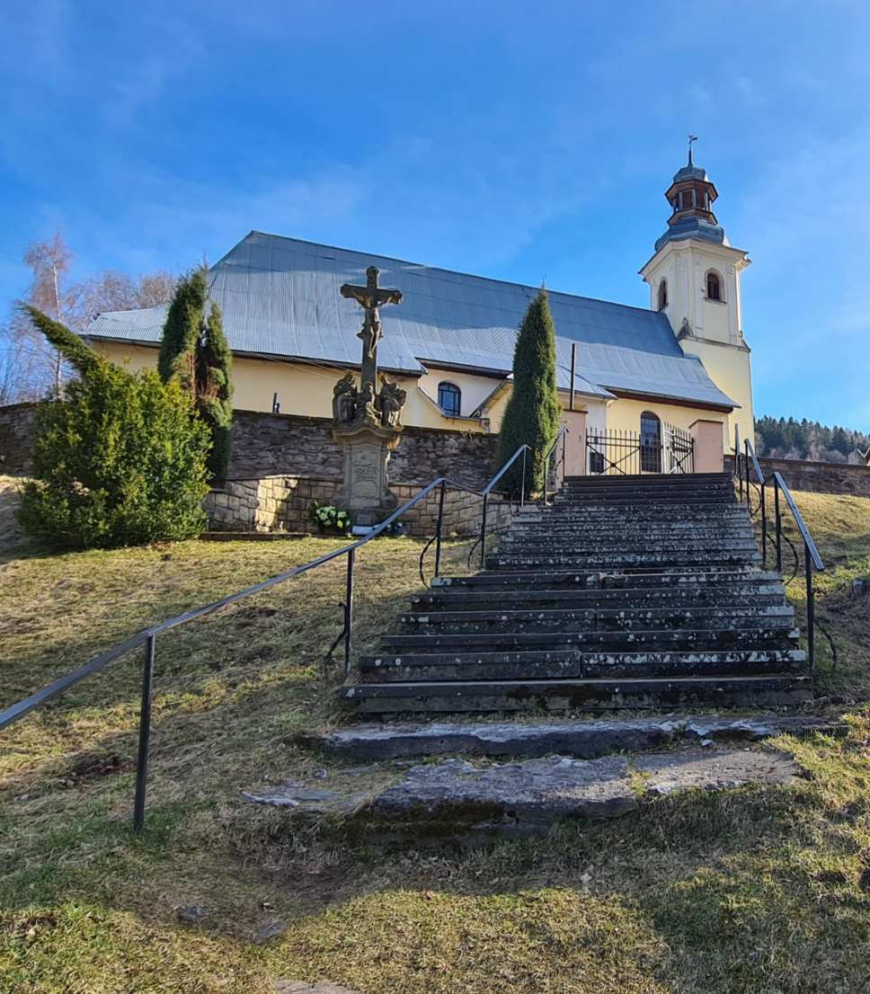 Poręba – dzwony kościoła  p. w. św. Sebastiana