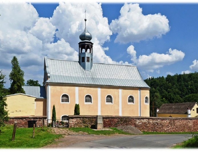 Tłumaczów - dzwony kościoła p. w.  śś. Piotra i Pawła