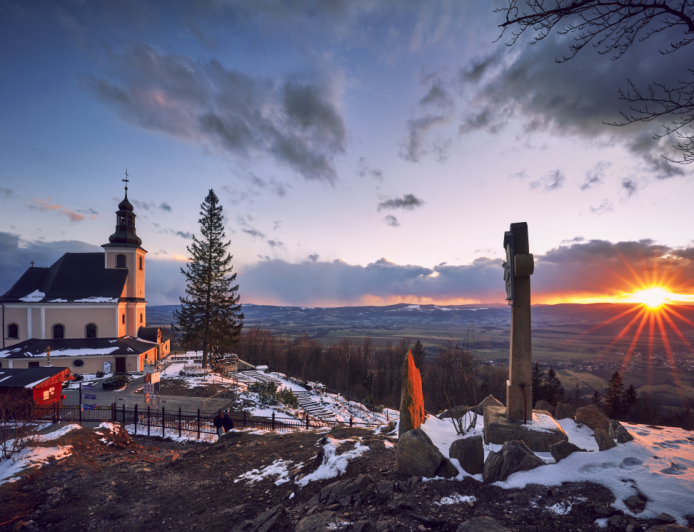 Międzygórze – Igliczna - dzwony Sanktuarium Matki Bożej Przyczyny Naszej Radości „Maria Śnieżna”