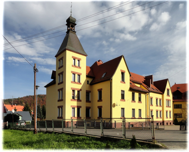 Ludwikowice Kłodzkie  - dzwony dawnego „Ludmillastift” –  obecnego Domu Pomocy Społecznej dla Dzieci