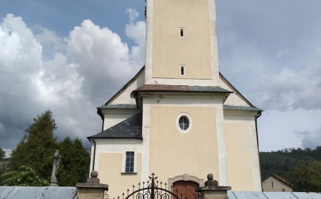 Jaworek - dzwony kościoła  pw.  św. Barbary